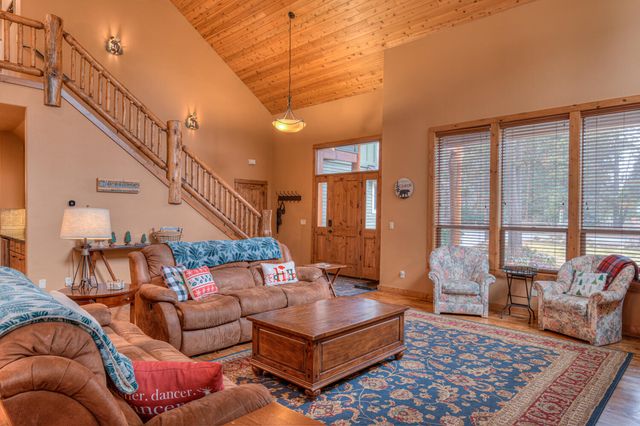 56340 Solar Drive, Bend, OR 97707