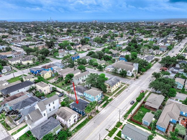 1312 Jack Johnson Boulevard, Galveston, TX 77550