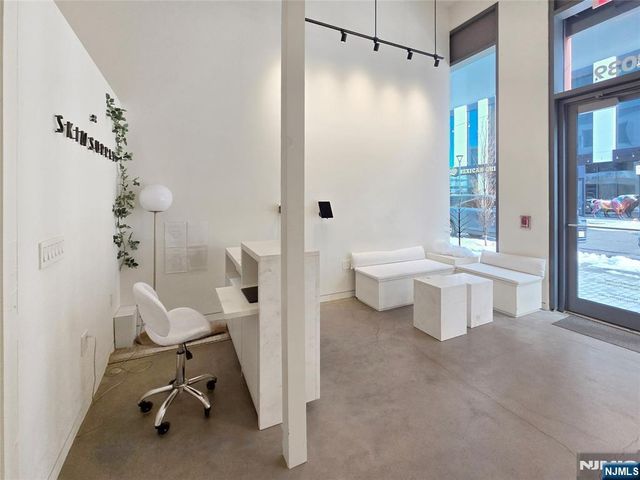 2039 Hudson Street, Fort Lee, NJ 07024