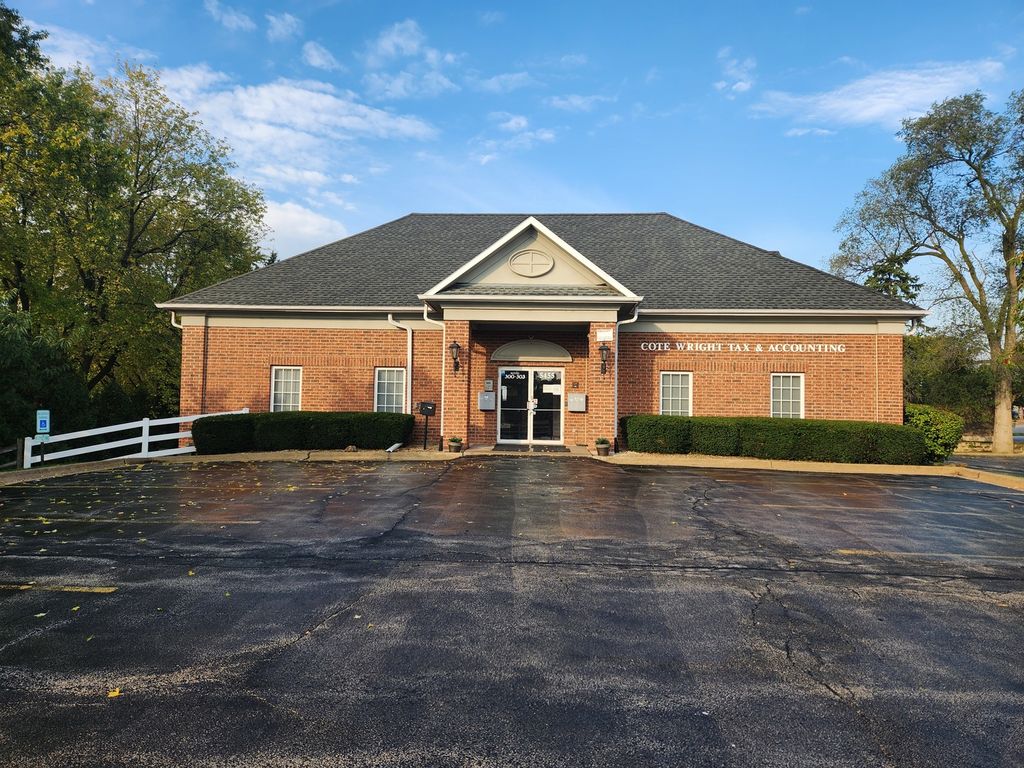 5455 Grand Avenue 302B, Gurnee, IL 60031