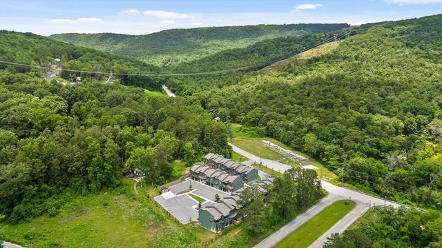 4135 Outpost Way, Chattanooga, TN 37419