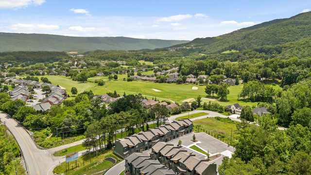 4135 Outpost Way, Chattanooga, TN 37419