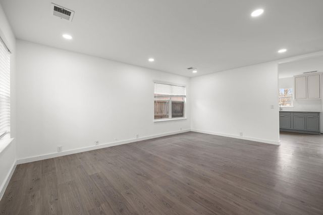 2204 Founder DR, Cedar Park, TX 78613