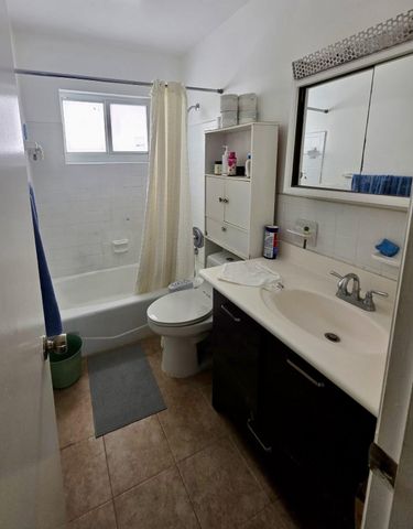 2245 FILLMORE Street 7, Hollywood, FL 33020