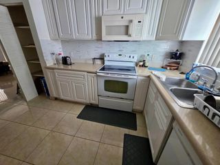 2245 FILLMORE Street 7, Hollywood, FL 33020
