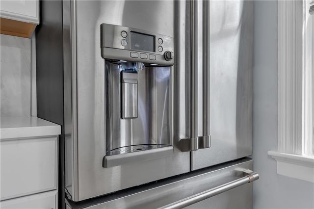 131 Wendell Street 3, Providence, RI 02909