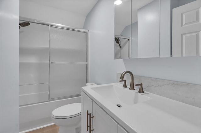 131 Wendell Street 3, Providence, RI 02909