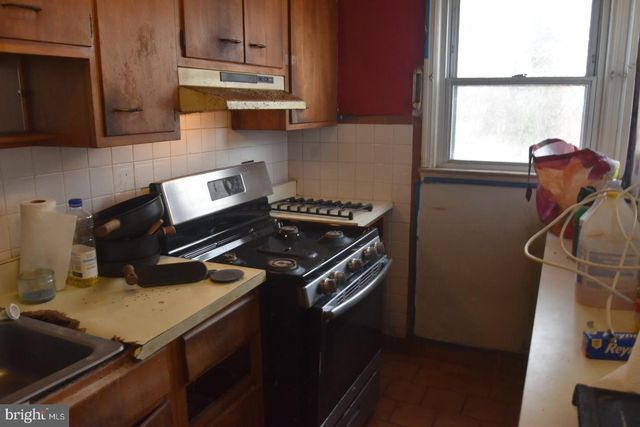 145 GREENWOOD RD, Sharon Hill, PA 19079