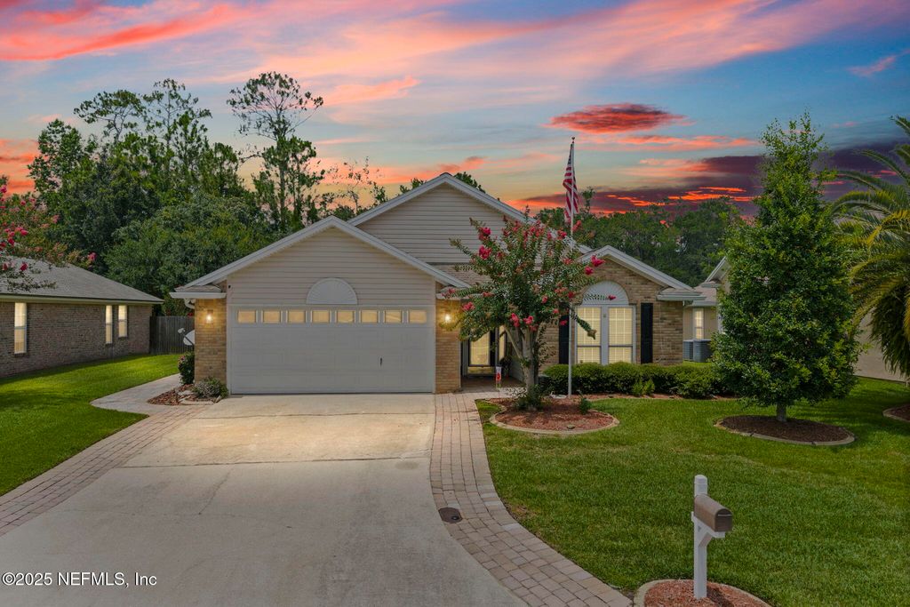 1960 HARBOR ISLAND Drive, Fleming Island, FL 32003