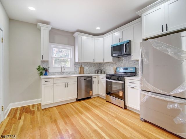 182 Union Ave, Belleville Twp., NJ 07109