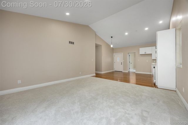 21806 Waldron Street, Farmington Hills, MI 48336