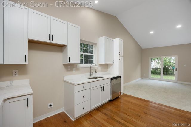 21806 Waldron Street, Farmington Hills, MI 48336