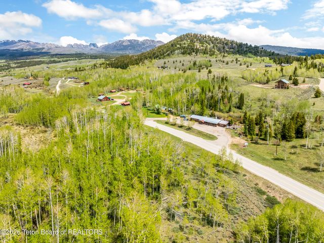 2000 WY-352, Cora, WY 82925