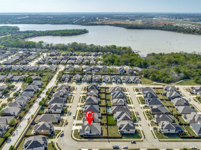 1221 Whitewing Dove Drive, Little Elm, TX 75068