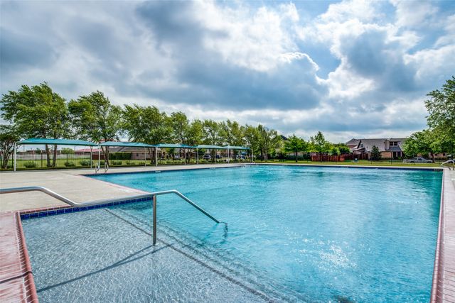 1221 Whitewing Dove Drive, Little Elm, TX 75068