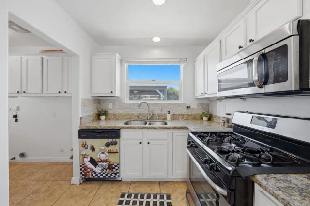 797 Lemon Avenue, El Cajon, CA 92020
