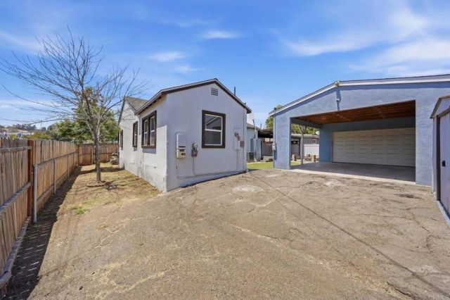 797 Lemon Avenue, El Cajon, CA 92020
