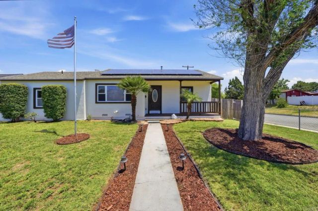 797 Lemon Avenue, El Cajon, CA 92020