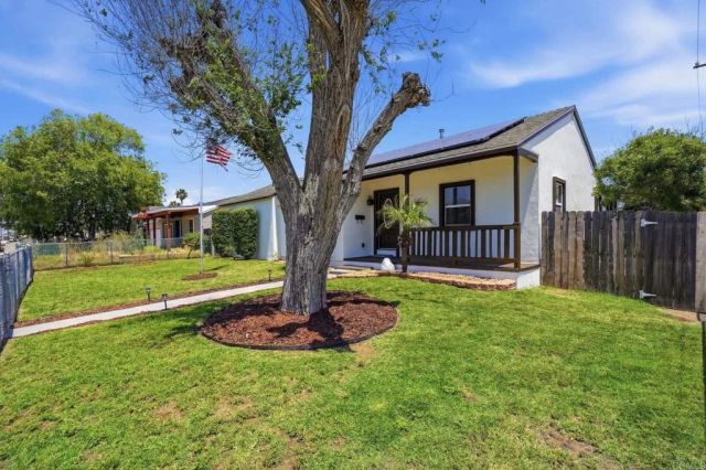 797 Lemon Avenue, El Cajon, CA 92020