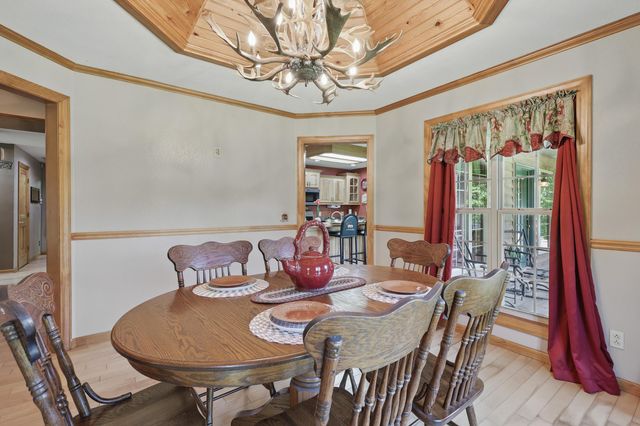 9404 County Lane 121, Carthage, MO 64836