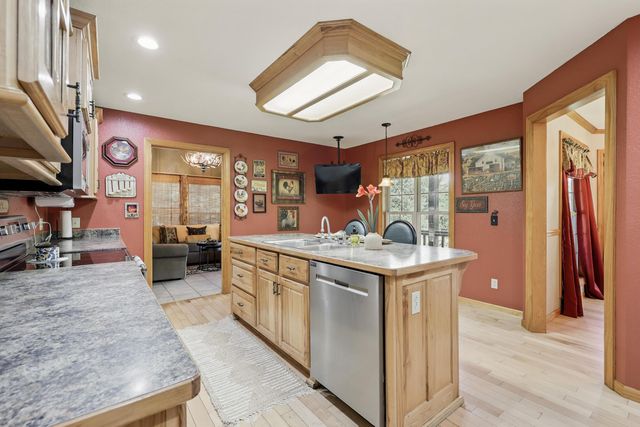 9404 County Lane 121, Carthage, MO 64836