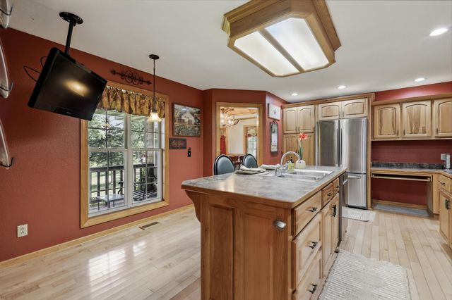 9404 County Lane 121, Carthage, MO 64836