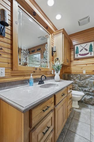 9404 County Lane 121, Carthage, MO 64836