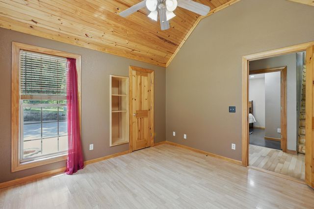 9404 County Lane 121, Carthage, MO 64836