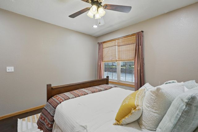 9404 County Lane 121, Carthage, MO 64836