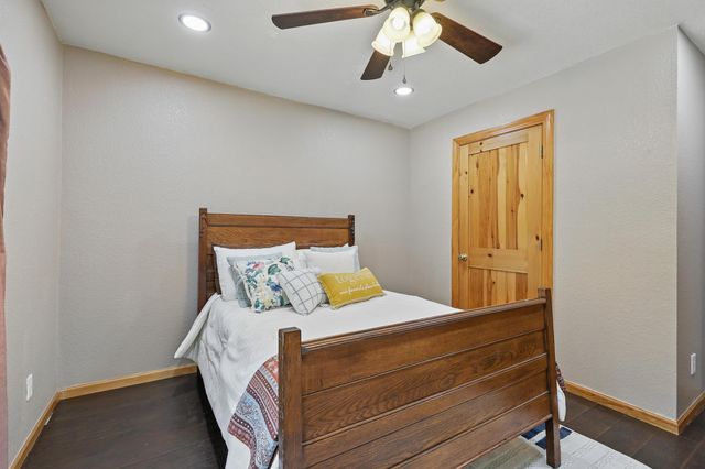 9404 County Lane 121, Carthage, MO 64836