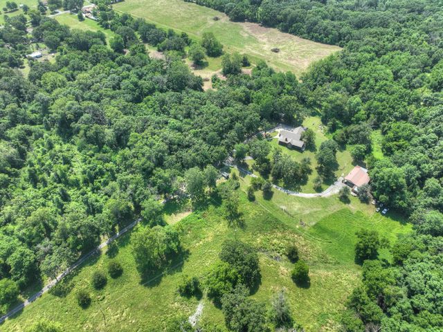 9404 County Lane 121, Carthage, MO 64836