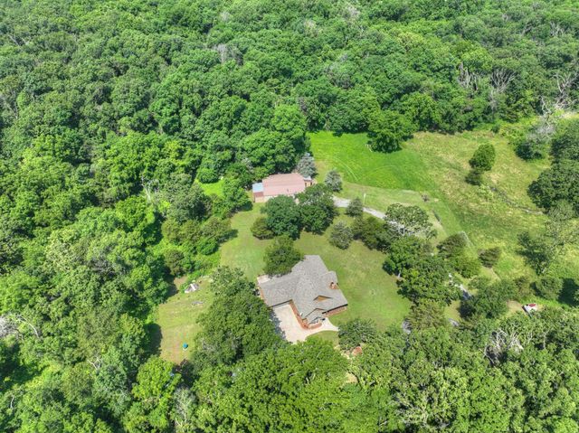 9404 County Lane 121, Carthage, MO 64836