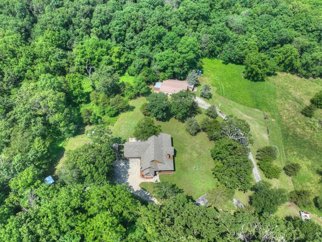 9404 County Lane 121, Carthage, MO 64836