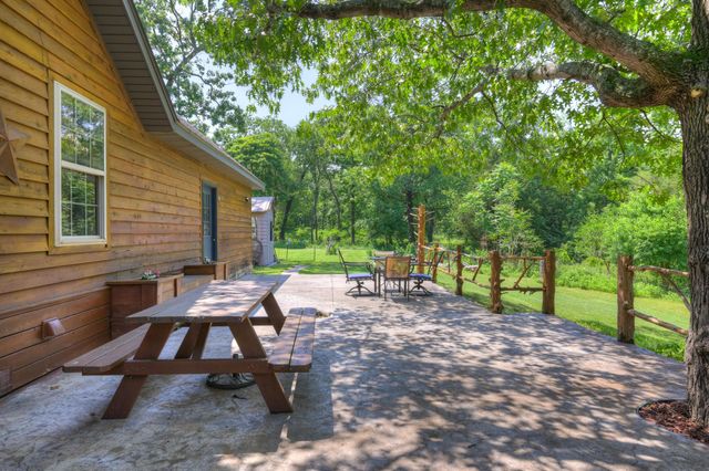 9404 County Lane 121, Carthage, MO 64836