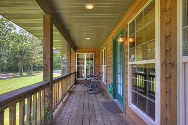 9404 County Lane 121, Carthage, MO 64836