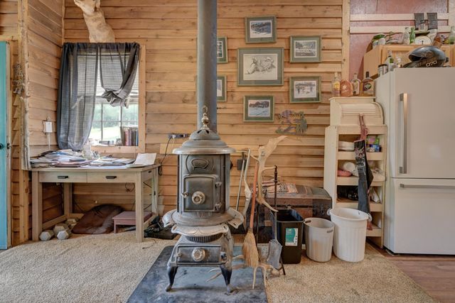 9404 County Lane 121, Carthage, MO 64836