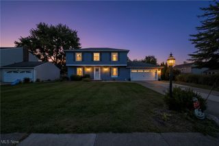 17130 Golden Star Drive, Strongsville, OH 44136