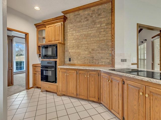 2616 Ricks Court, Edmond, OK 73012