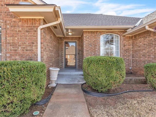 2616 Ricks Court, Edmond, OK 73012