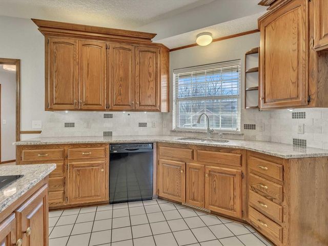 2616 Ricks Court, Edmond, OK 73012