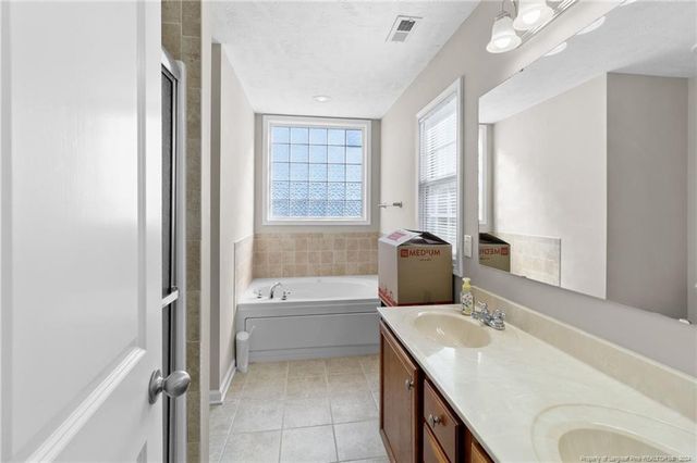 3847 Talus Road, Fayetteville, NC 28306