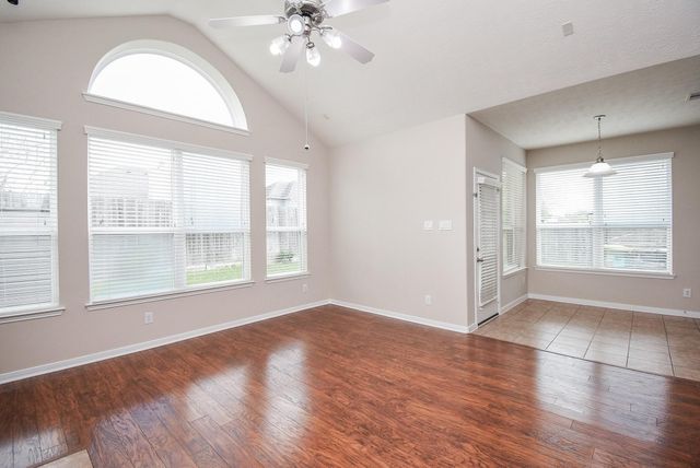 4605 Pompton Court, Pearland, TX 77584