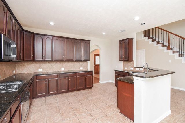 4605 Pompton Court, Pearland, TX 77584