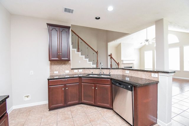 4605 Pompton Court, Pearland, TX 77584