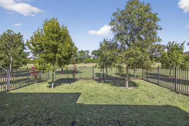 19699 Weathervane Way, Loxahatchee, FL 33470