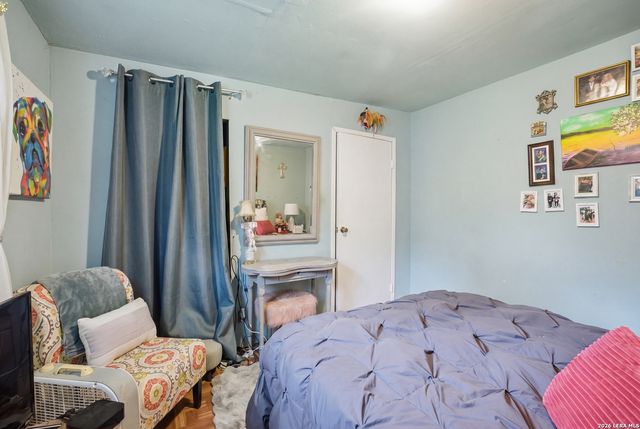 10970 Pearsall Rd, Atascosa, TX 78002