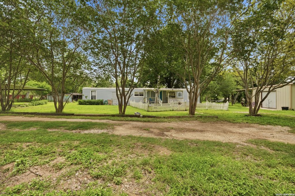 10970 Pearsall Rd, Atascosa, TX 78002