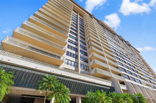 2 Grove Isle Drive B706, Miami, FL 33133