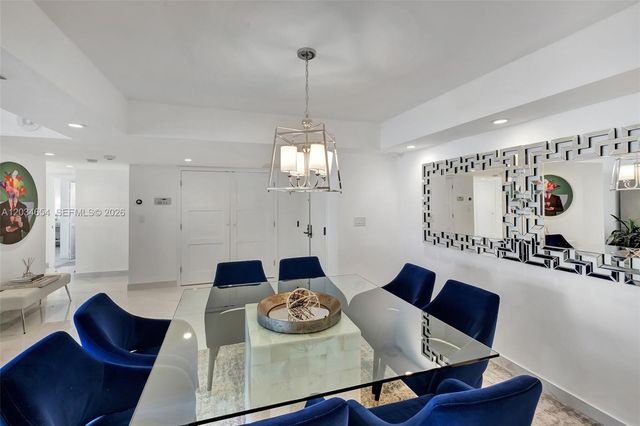 2 Grove Isle Drive B706, Miami, FL 33133