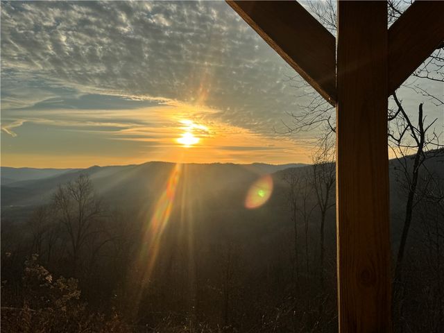 3103 NC 8401, Jasper, AR 72641